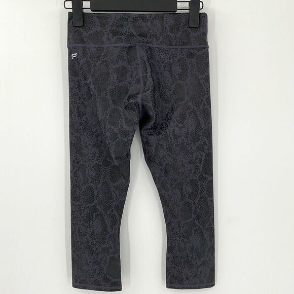 Fabletics Mid Rise PowerHold Crop Legging Byzantine Print Purple Black Women XXS - Picture 2 of 6
